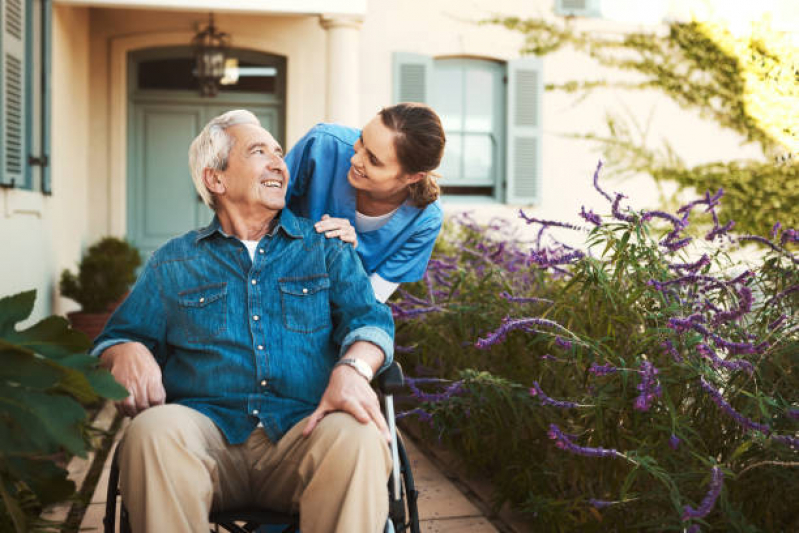 Cuidar de um Idoso Acamado Serviço Perdizes - Cuidar de Idoso com Alzheimer
