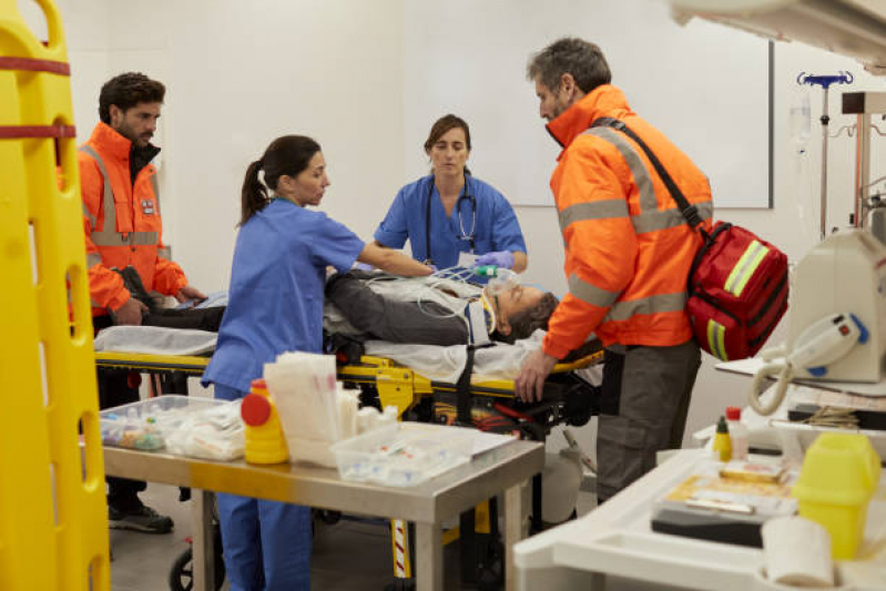 Remoção de Pacientes com Ambulância Contratar Indianópolis - Remoção de Pacientes entre Hospitais